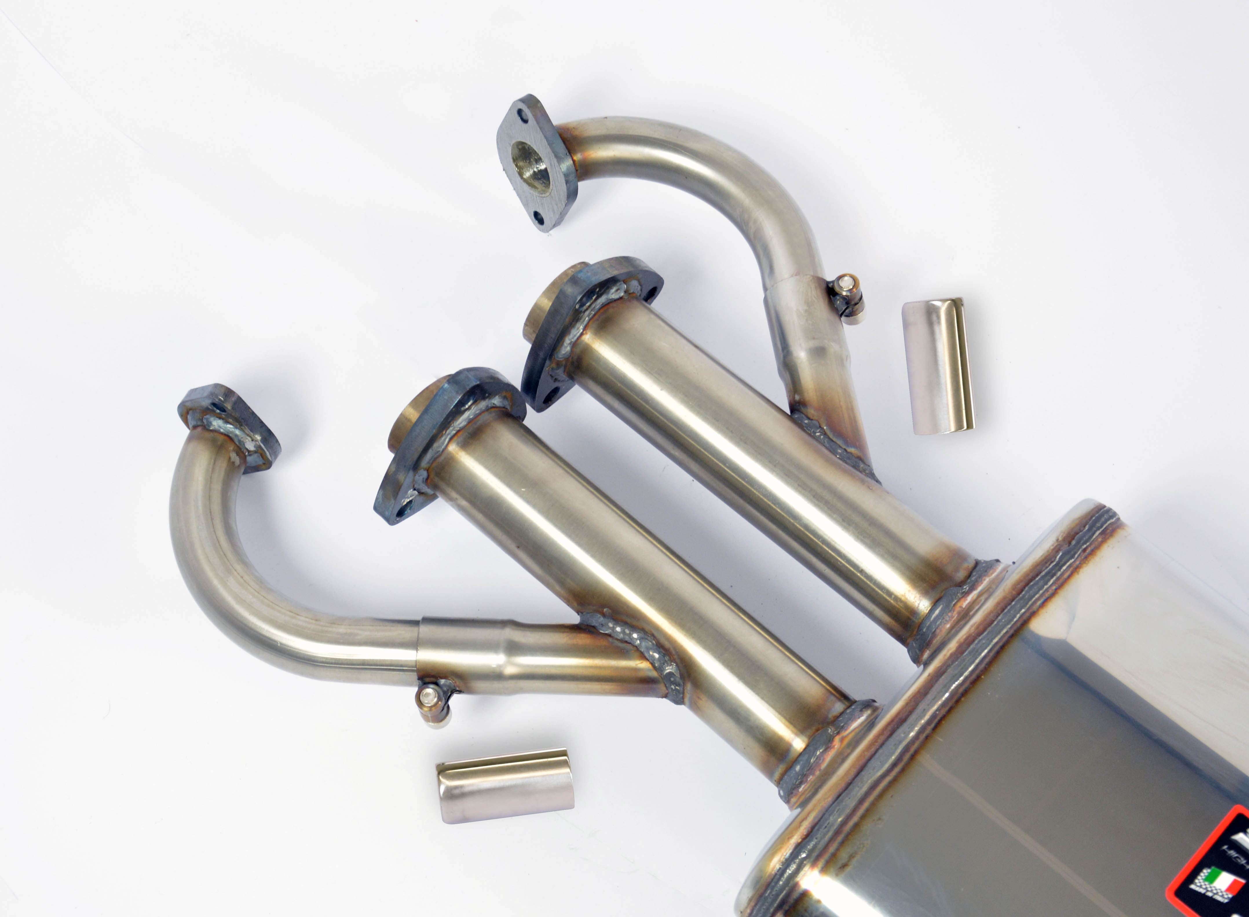 Front + centre exhaust Left (3 Silencers) Available on demand